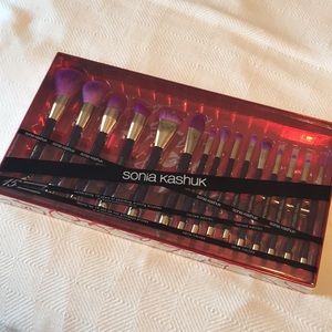 Sonia Kashuk brush set
